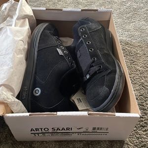 Etnies Arto Saari 11.5 new in box never been worn